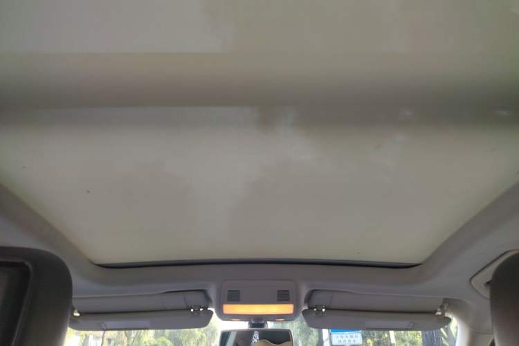 Used Volkswagen Touareg 2014 3.0 TSI New Edition Headliner