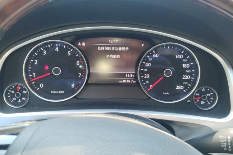 Used Volkswagen Touareg 2014 3.0 TSI New Edition Instrument Cluster