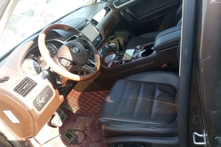 Used Volkswagen Touareg 2014 3.0 TSI New Edition Left Front Seat