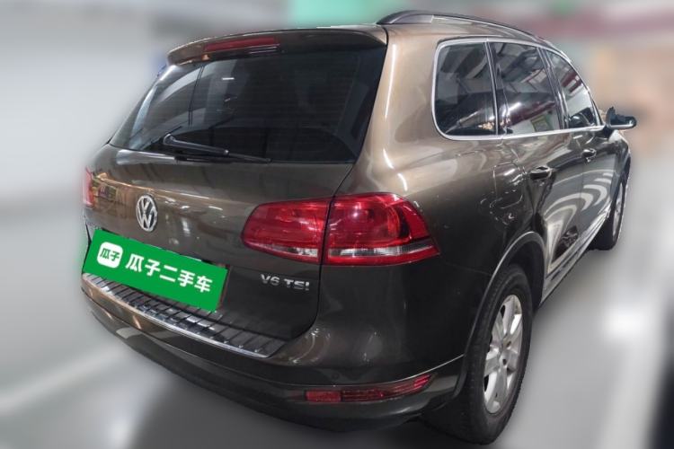 Used Volkswagen Touareg 2014 3.0 TSI New Edition Rear Right 45 Deg