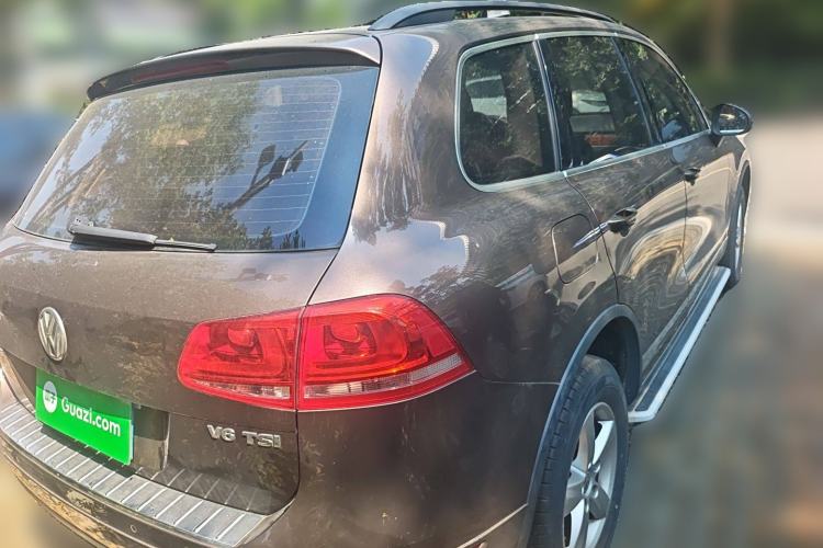 Used Volkswagen Touareg 2014 3.0 TSI New Edition Rear Right 45 Deg