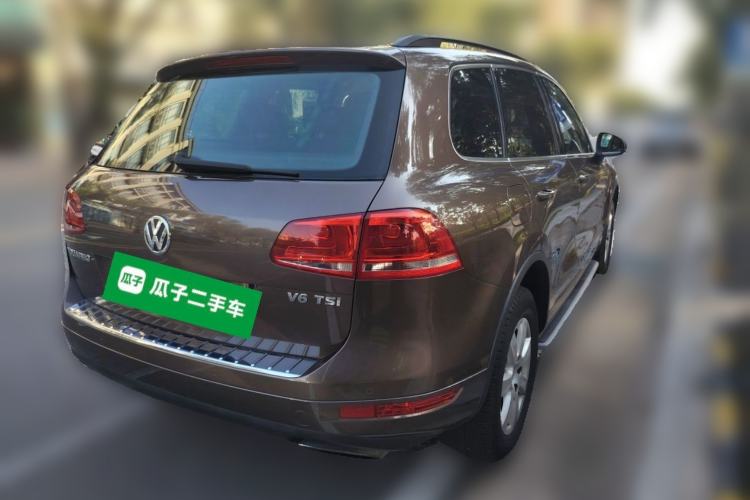 Used Volkswagen Touareg 2014 3.0 TSI New Edition Rear Right 45 Deg