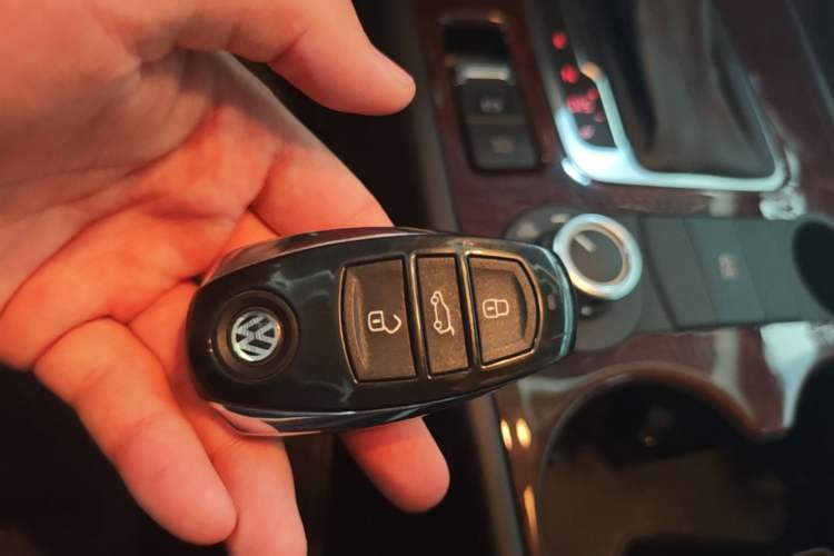 Used Volkswagen Touareg 2014 3.0 TSI New Edition Vehicle Key