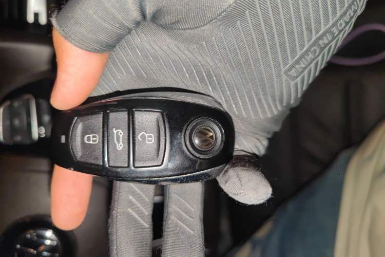 Used Volkswagen Touareg 2014 3.0 TSI New Edition Vehicle Key