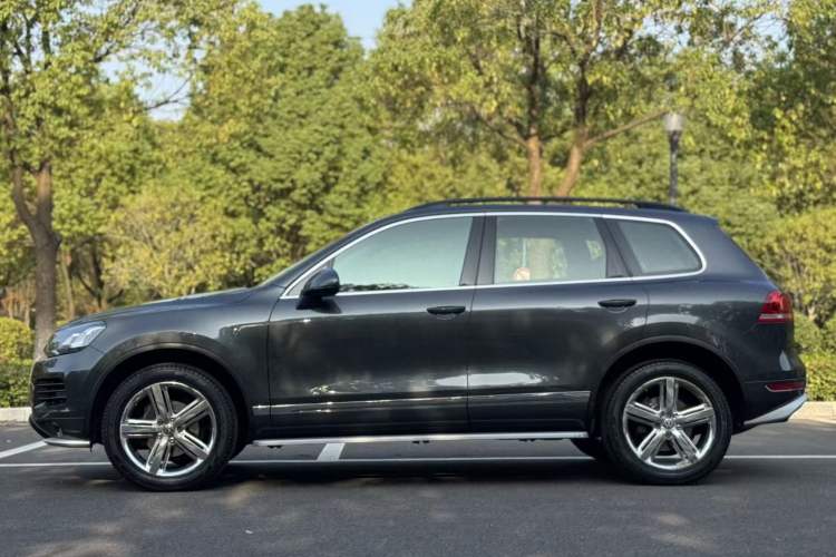 Used Volkswagen Touareg 2014 3.0 TSI New Edition Exterior 3