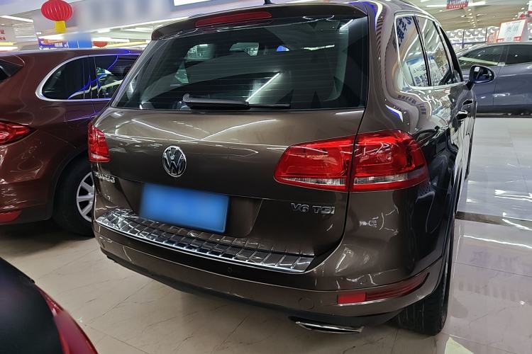 Used Volkswagen Touareg 2014 3.0 TSI New Edition Exterior 4