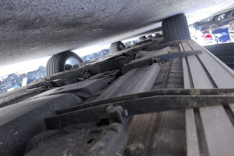 Used Volkswagen Touareg 2014 3.0 TSI New Edition Left Side Sill