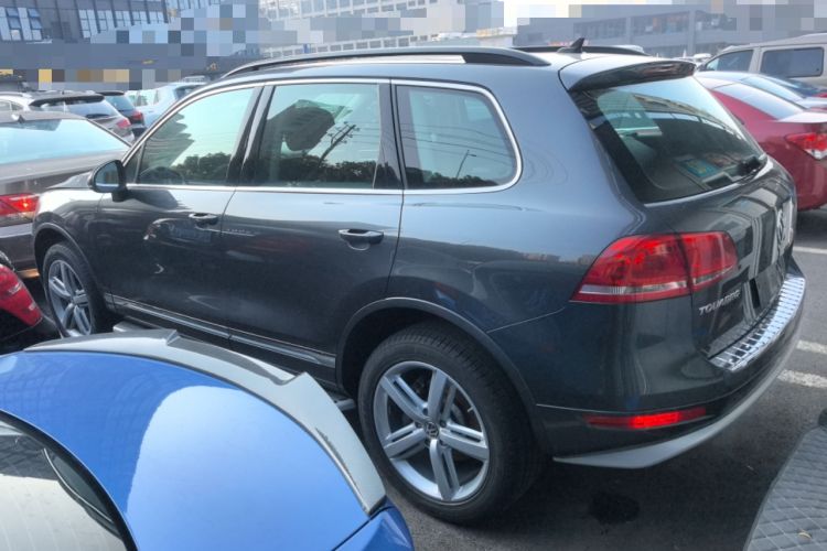 Used Volkswagen Touareg 2014 3.0 TSI New Edition Rear Left 45 Deg