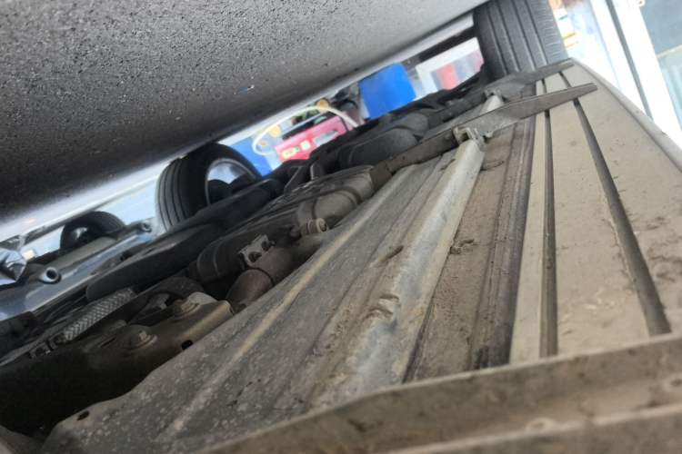 Used Volkswagen Touareg 2014 3.0 TSI New Edition Right Side Sill