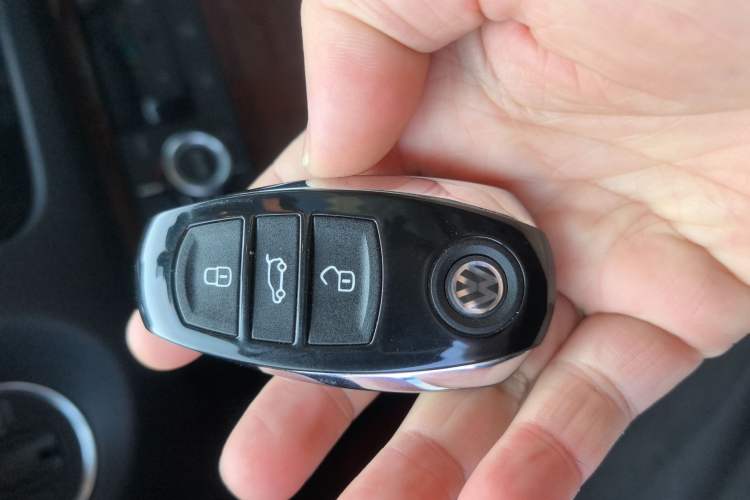Used Volkswagen Touareg 2014 3.0 TSI New Edition Vehicle Key