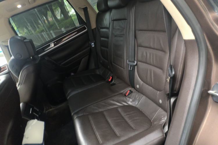 Used Volkswagen Touareg 2014 3.0 TSI New Edition Left Rear Seat