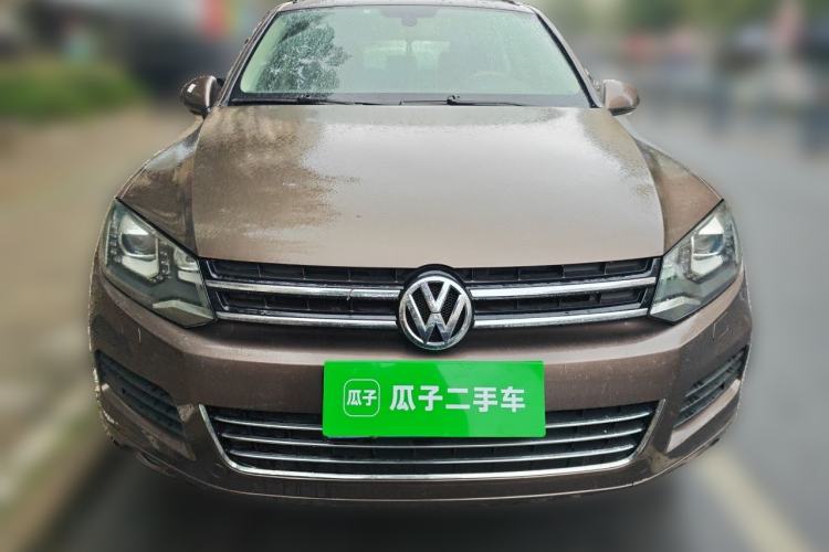 Used Volkswagen Touareg 2014 3.0 TSI New Edition Front