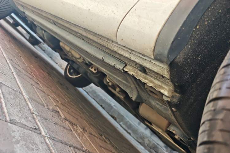 Used Volkswagen Touareg  Chassis Front Right
