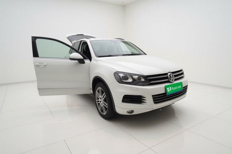 Used Volkswagen Touareg 2014 3.0 TSI New Edition Exterior 2