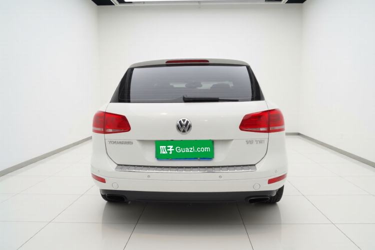 Used Volkswagen Touareg 2014 3.0 TSI New Edition Exterior 4