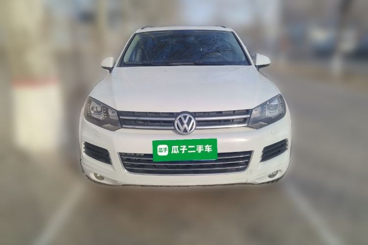 Used Volkswagen Touareg 2014 3.0 TSI New Edition Front
