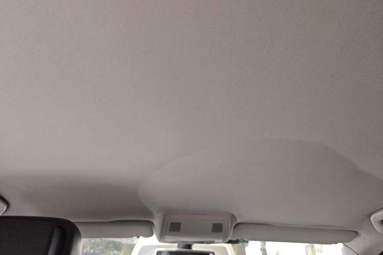 Used Volkswagen Touareg 2014 3.0 TSI New Edition Headliner