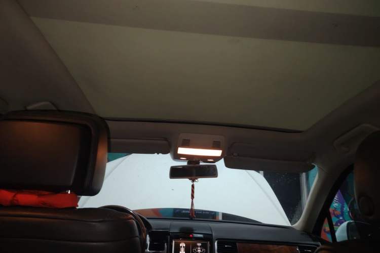 Used Volkswagen Touareg 2014 3.0 TSI New Edition Headliner