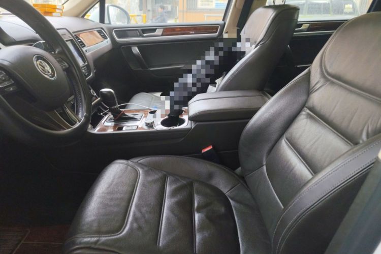Used Volkswagen Touareg 2014 3.0 TSI New Edition Left Front Seat