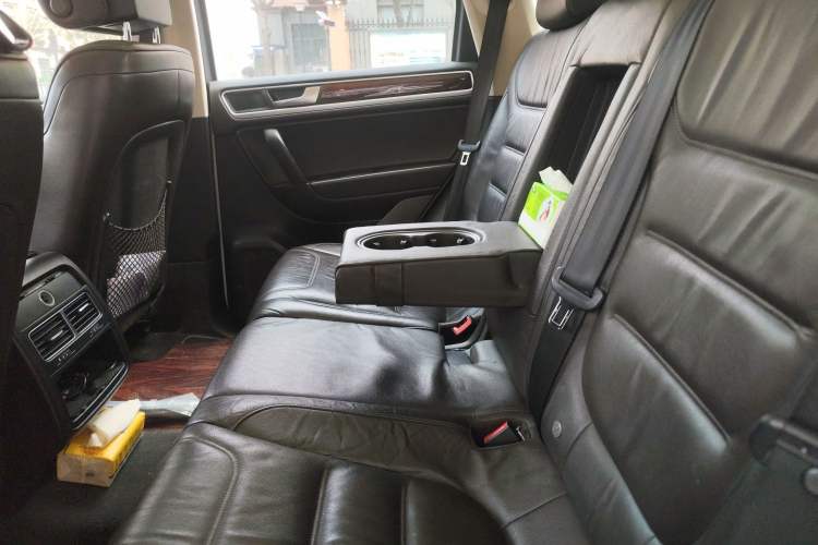 Used Volkswagen Touareg 2014 3.0 TSI New Edition Left Rear Seat