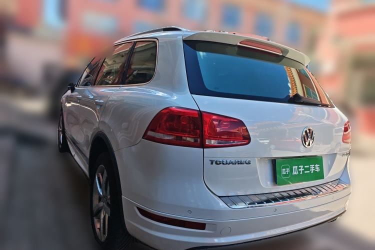 Used Volkswagen Touareg  Rear Left 45 Deg