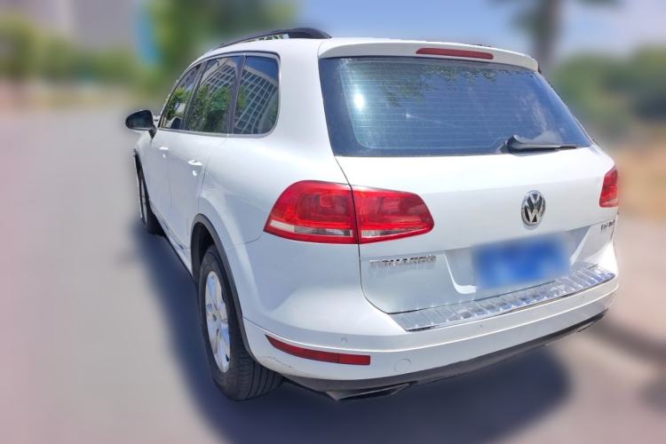 Used Volkswagen Touareg 2014 3.0 TSI New Edition Rear Left 45 Deg