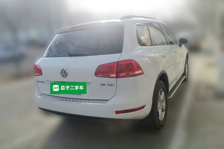 Used Volkswagen Touareg 2014 3.0 TSI New Edition Rear Right 45 Deg