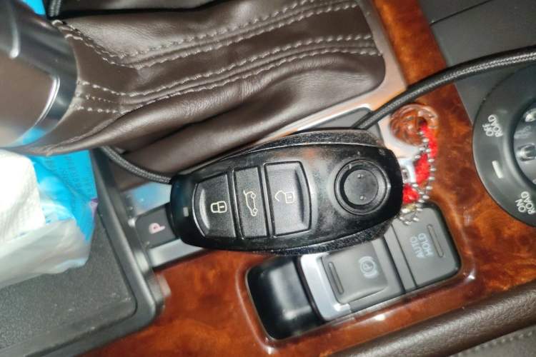 Used Volkswagen Touareg 2014 3.0 TSI New Edition Vehicle Key