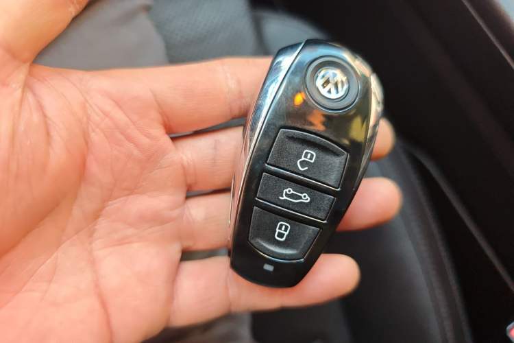 Used Volkswagen Touareg  Vehicle Key