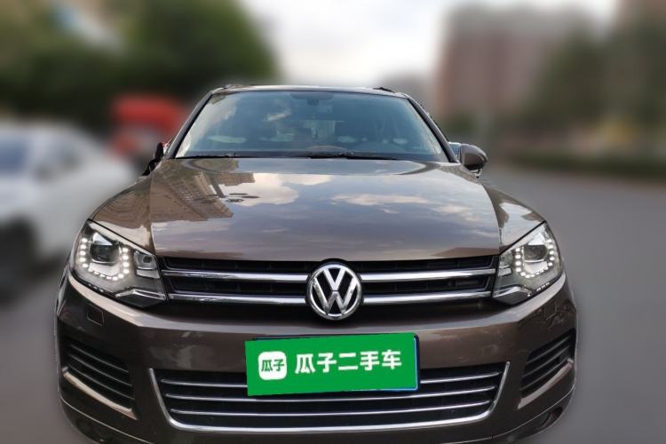 Used Volkswagen Touareg 2014 3.0 TSI New Edition Front