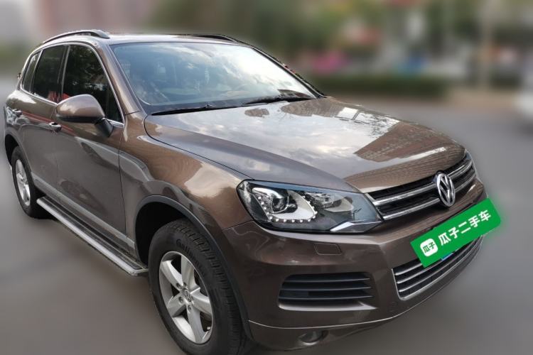 Used Volkswagen Touareg 2014 3.0 TSI New Edition Front Right 45 Deg