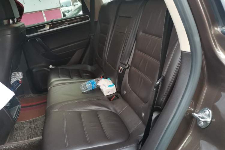 Used Volkswagen Touareg 2014 3.0 TSI New Edition Left Rear Seat