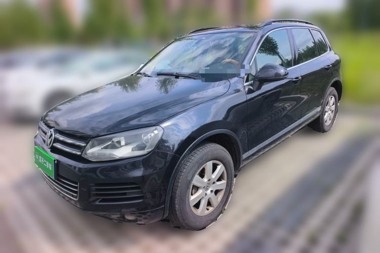 Used Volkswagen Touareg Touareg 2015, 3.0T, panoramic sunroof, diesel, wheels 255/60 R17. Guazi used car, China used car export, Used car for sale, Used  cars, Cheapest cars for sale