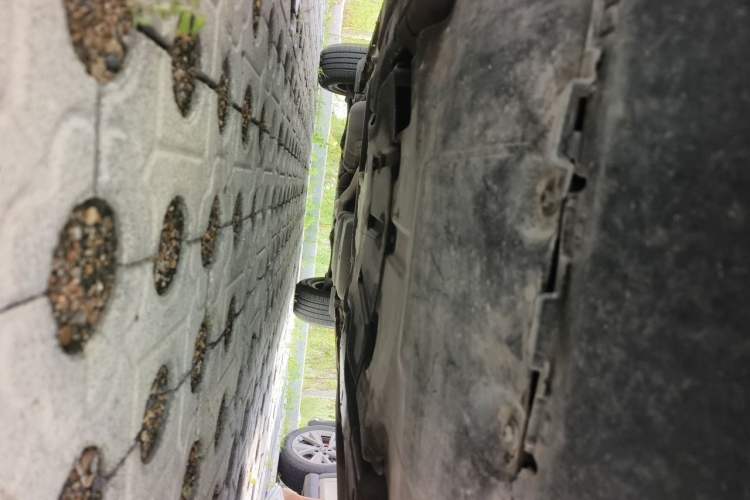 Used Volkswagen Touareg  Chassis Front