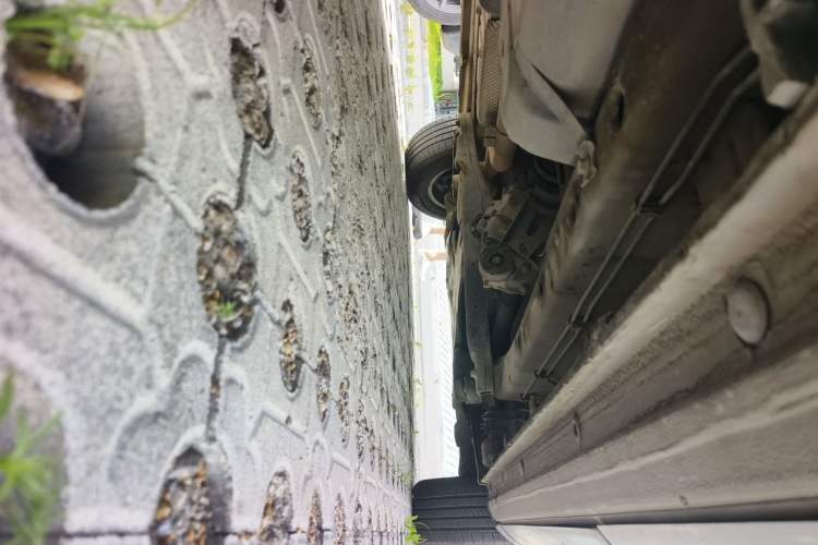 Used Volkswagen Touareg  Chassis Rear Right