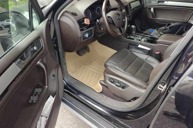 Used Volkswagen Touareg 2015 3.0 TSI Standard Model Driver Seat