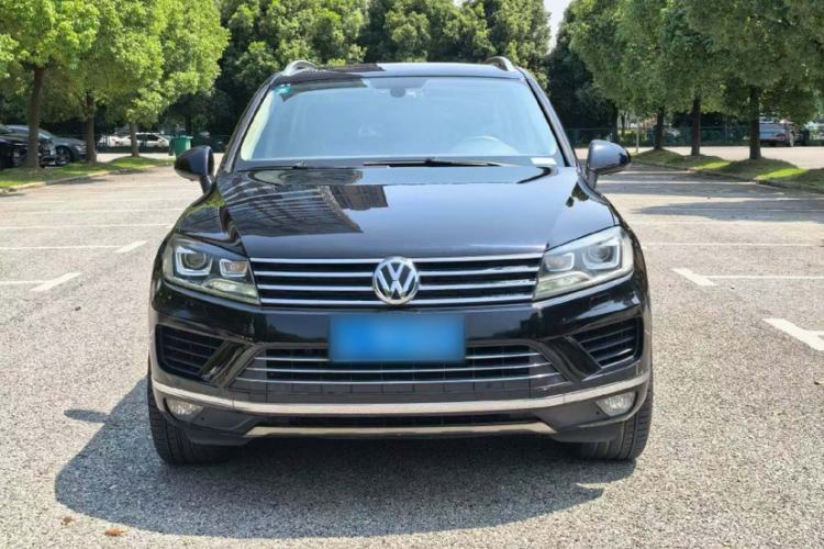 Used Volkswagen Touareg 2015 3.0 TSI Standard Model Exterior 1