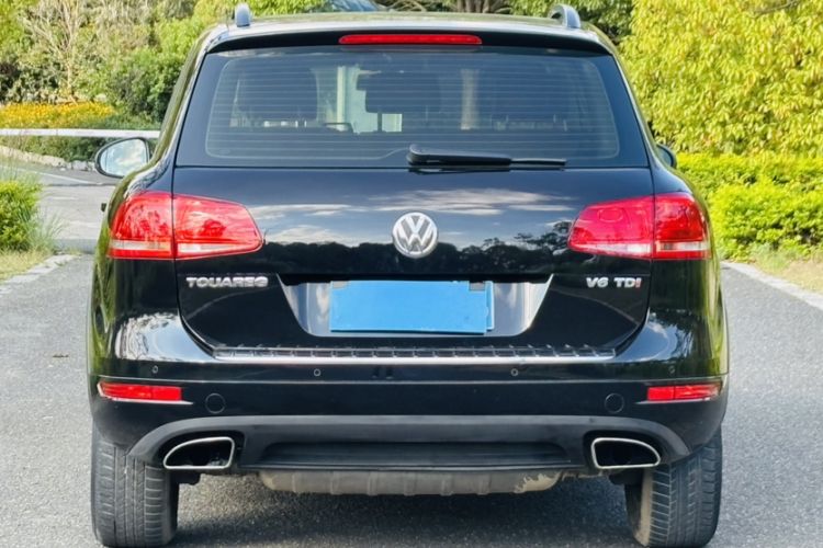 Used Volkswagen Touareg 2015 3.0 TDI Diesel Standard Model Exterior 3