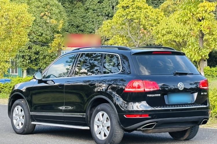 Used Volkswagen Touareg 2015 3.0 TDI Diesel Standard Model Exterior 7