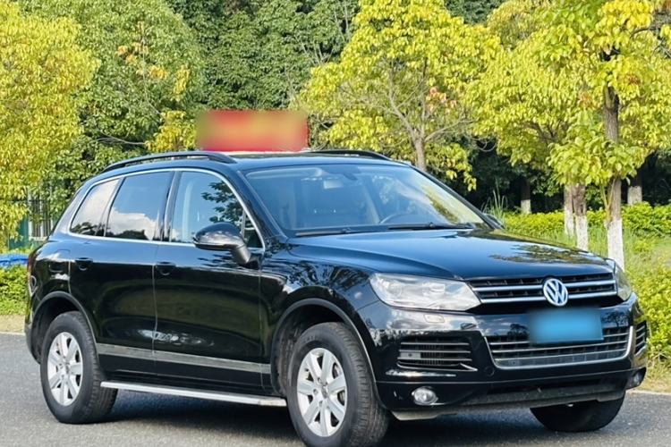 Used Volkswagen Touareg 2015 3.0 TDI Diesel Standard Model Exterior 8
