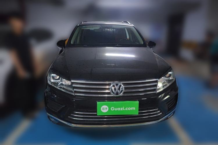 Used Volkswagen Touareg 2015 3.0 TSI Standard Model Front