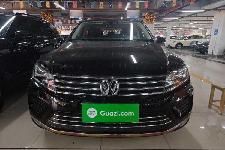 Used Volkswagen Touareg 2015 3.0 TSI Standard Model Front