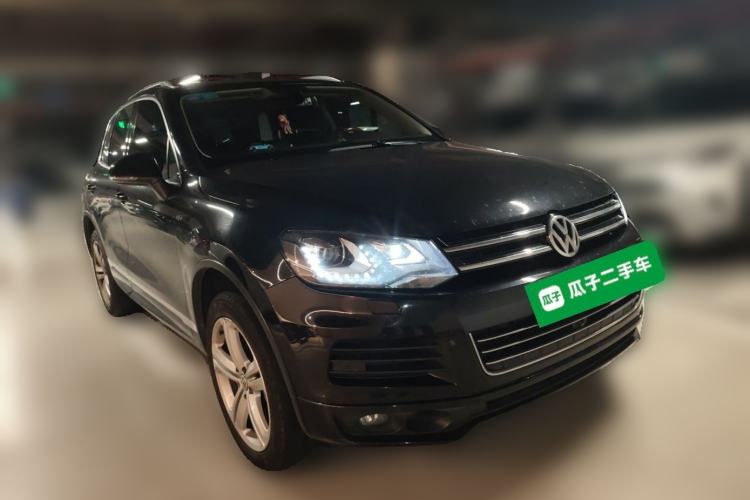 Used Volkswagen Touareg 2015 3.0 TSI Audacious Limited Edition Front Right 45 Deg