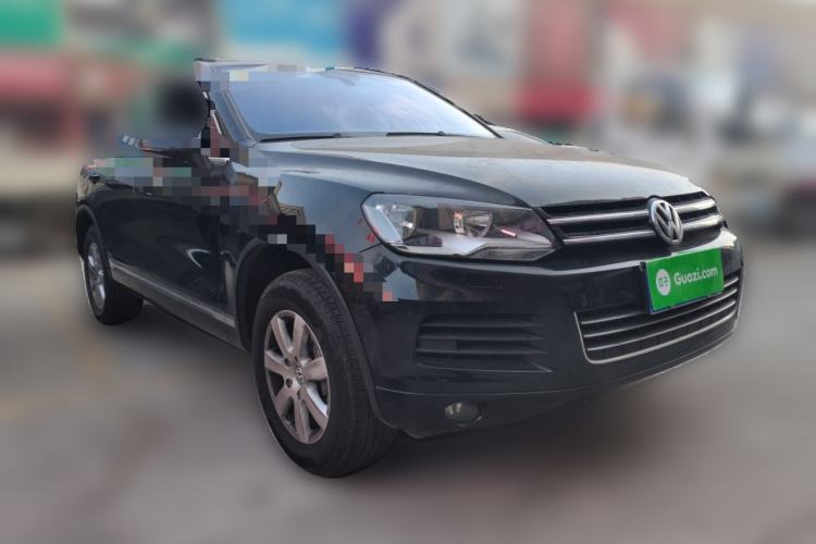 Used Volkswagen Touareg 2015 3.0 TDI Diesel Standard Model Front Right 45 Deg