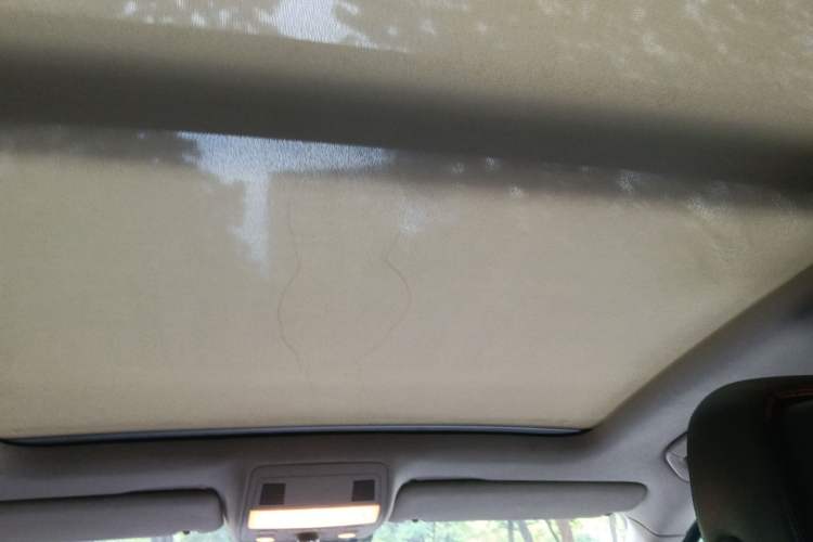 Used Volkswagen Touareg 2015 3.0 TDI Diesel Standard Model Headliner