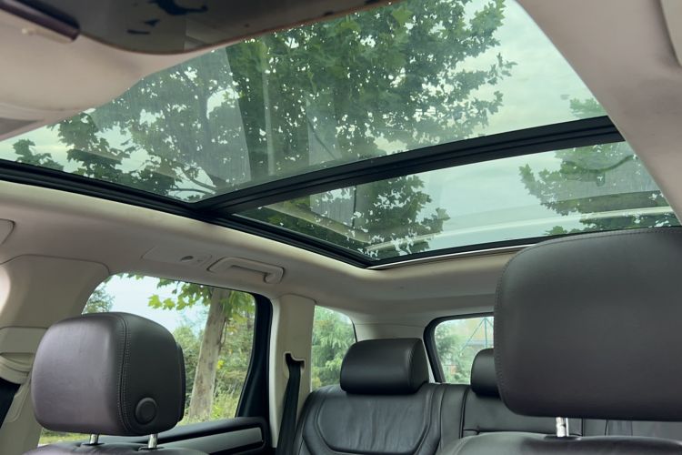 Used Volkswagen Touareg 2015 3.0 TSI Standard Model Headliner