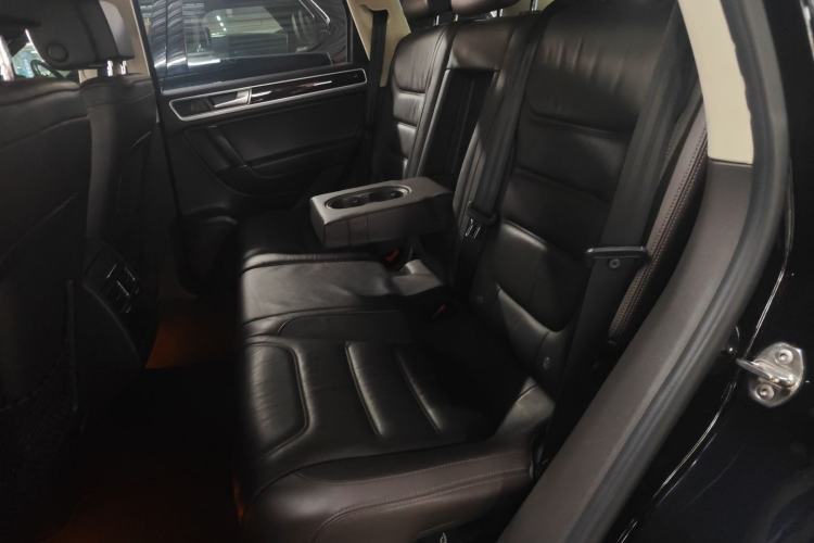 Used Volkswagen Touareg 2015 3.0 TSI Standard Model Left Rear Seat