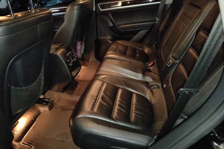 Used Volkswagen Touareg 2015 3.0 TDI Diesel Comfort Model Left Rear Seat