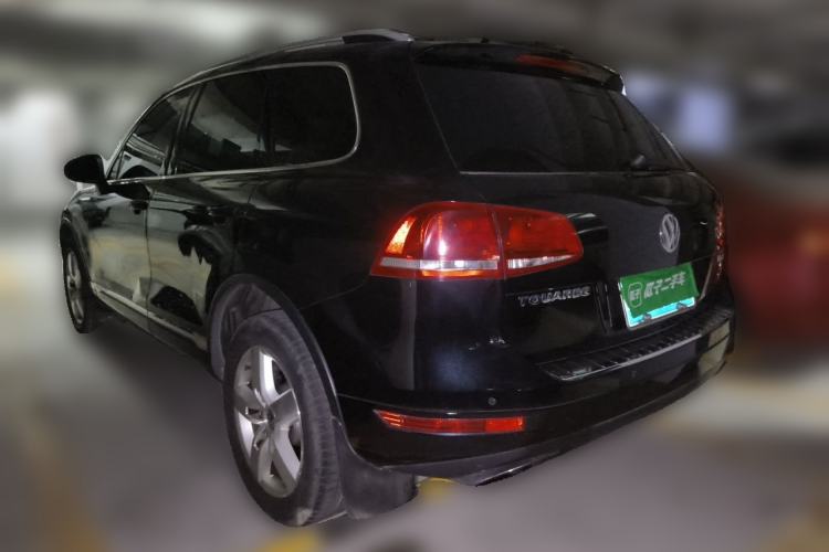 Used Volkswagen Touareg 2015 3.0 TSI Luxury Model Rear Left 45 Deg