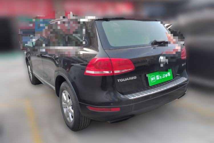 Used Volkswagen Touareg 2015 3.0 TDI Diesel Standard Model Rear Left 45 Deg